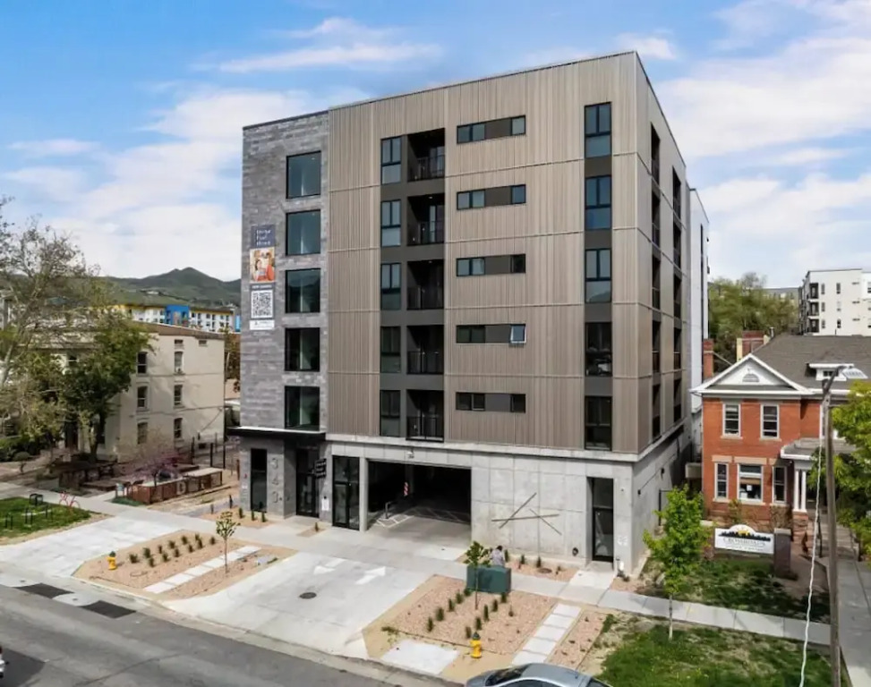 Landing Apartments Downtown Salt Lake City Near Trolley Square