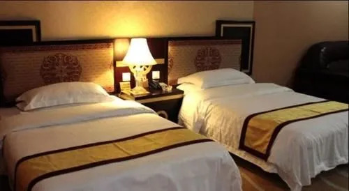 Huanan Hotel