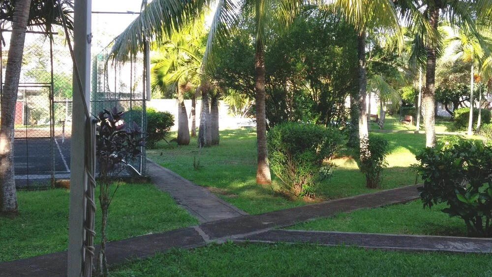 House With 3 Bedrooms in Trou-aux-biches, With Pool Access, Enclosed G