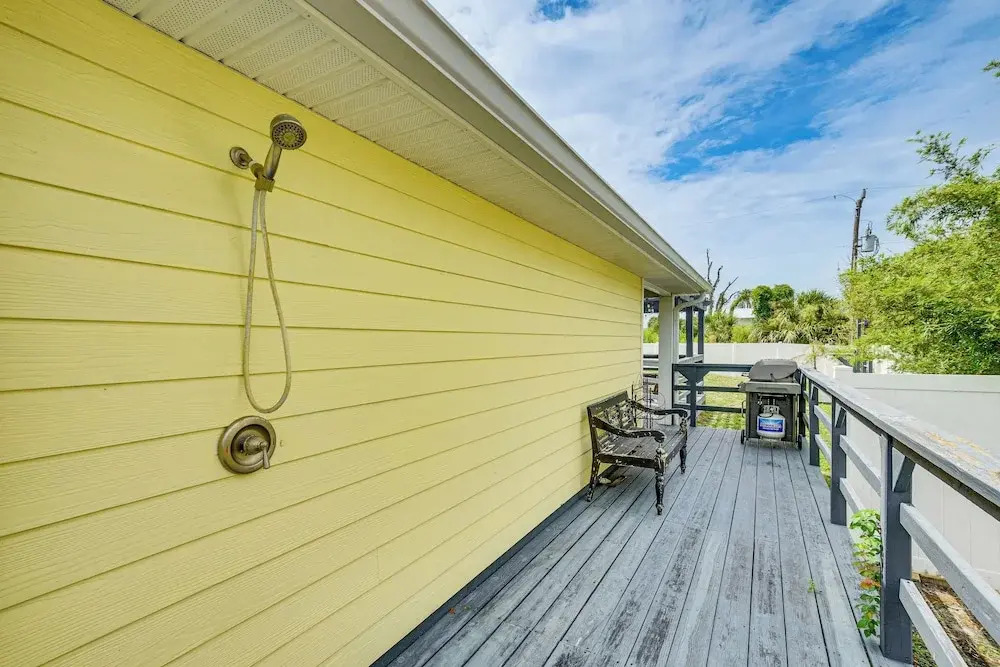 Close to Beaches: Palm Coast Home w/ Deck!