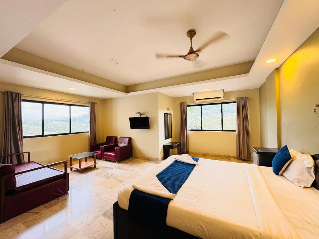 Sunrise Hill Resort