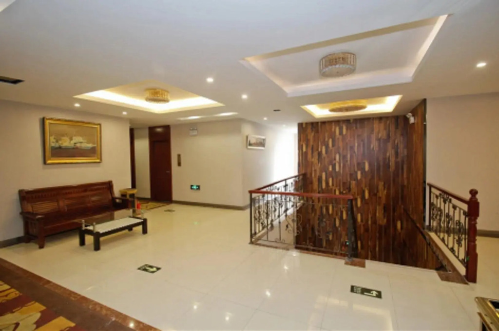 Elan Inn Hefei University of Technology Feicui Lake Campus Metro Station