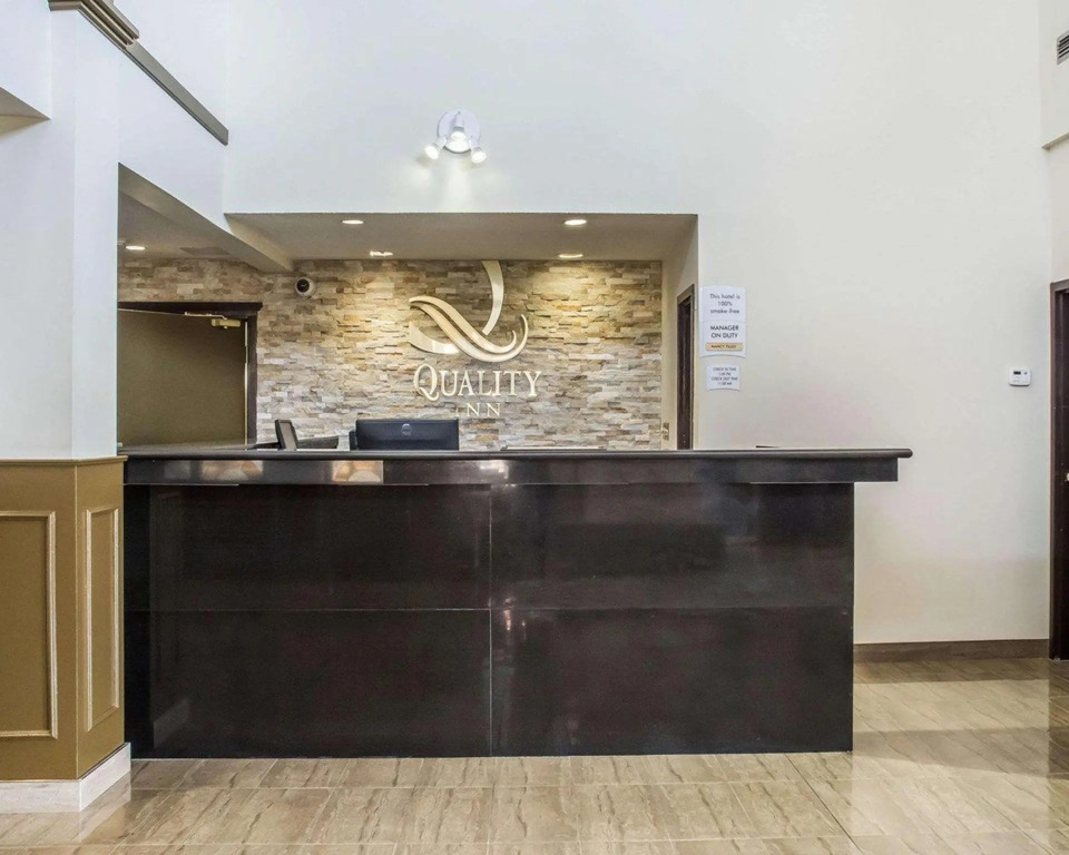 Days Inn by Wyndham Barrie