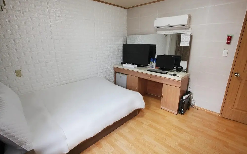 Seogwipo Handu Motel