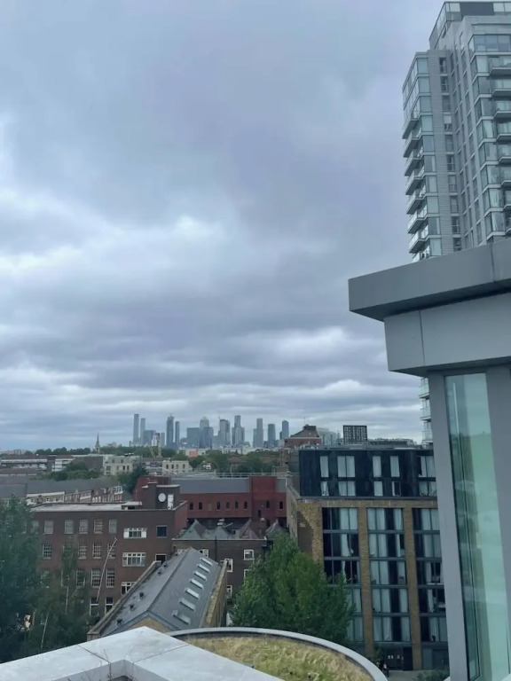 Sleek & Sunny 1BD Flat Near Greenwhich - Deptford!