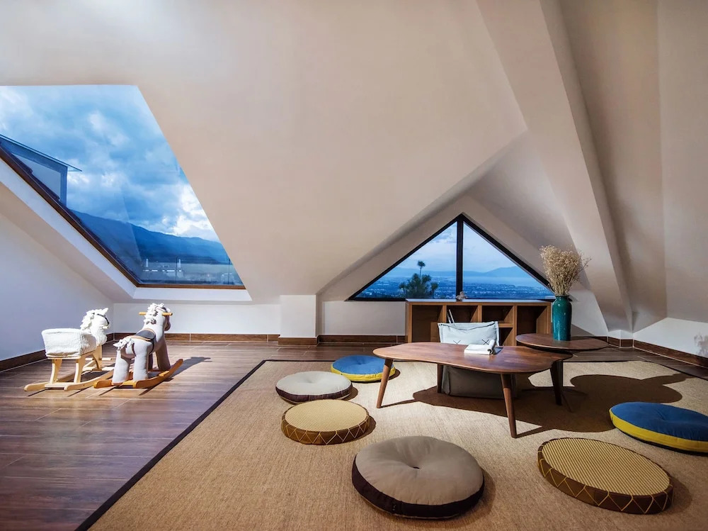 Meilixiangyue Dali Golf Family Hotel