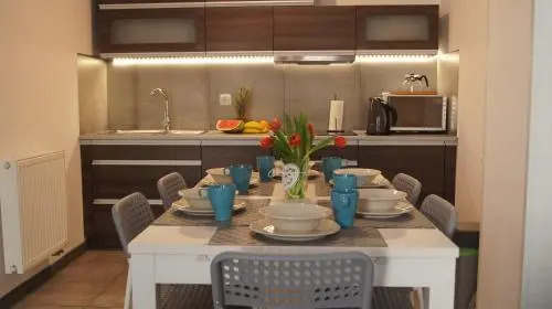Apartament Riwiera dla 2 par i 2 dzieci, 300m od plaży