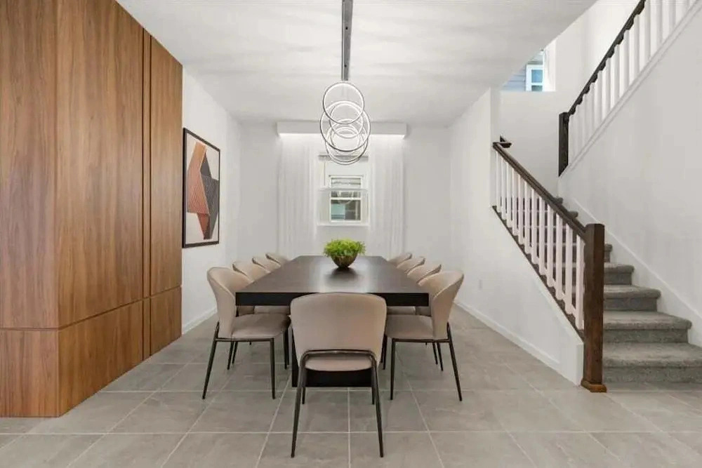7 Bedrooms S / Solara Home