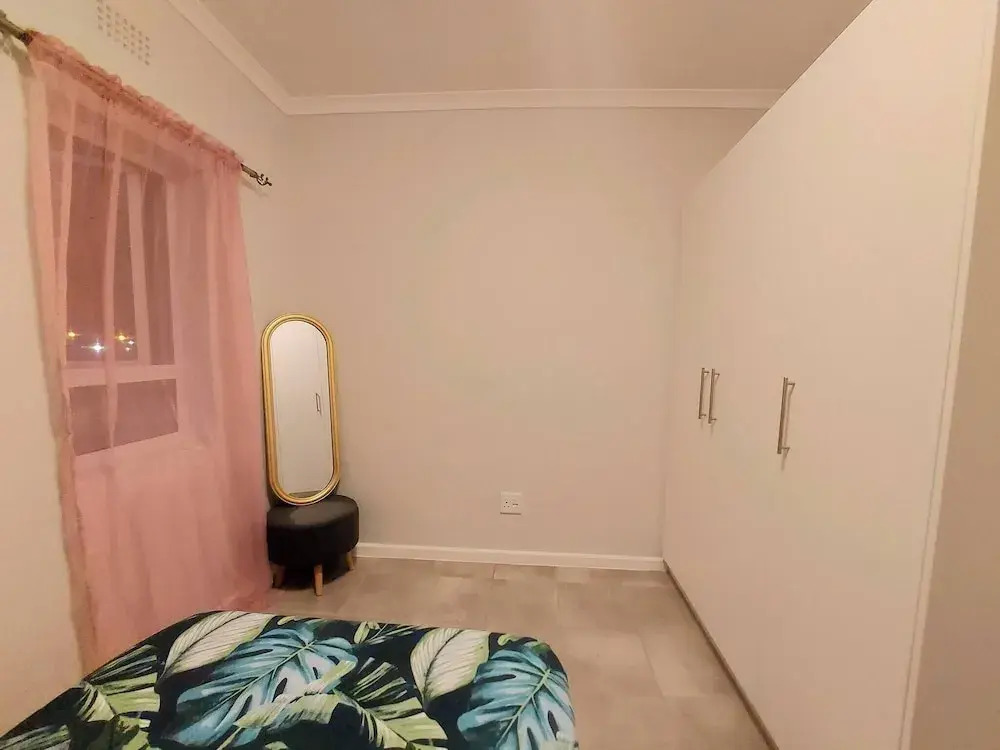 Room in B&B - Your Peaceful Haven, Unique Shared Space That Feels Like a Home Away From Home