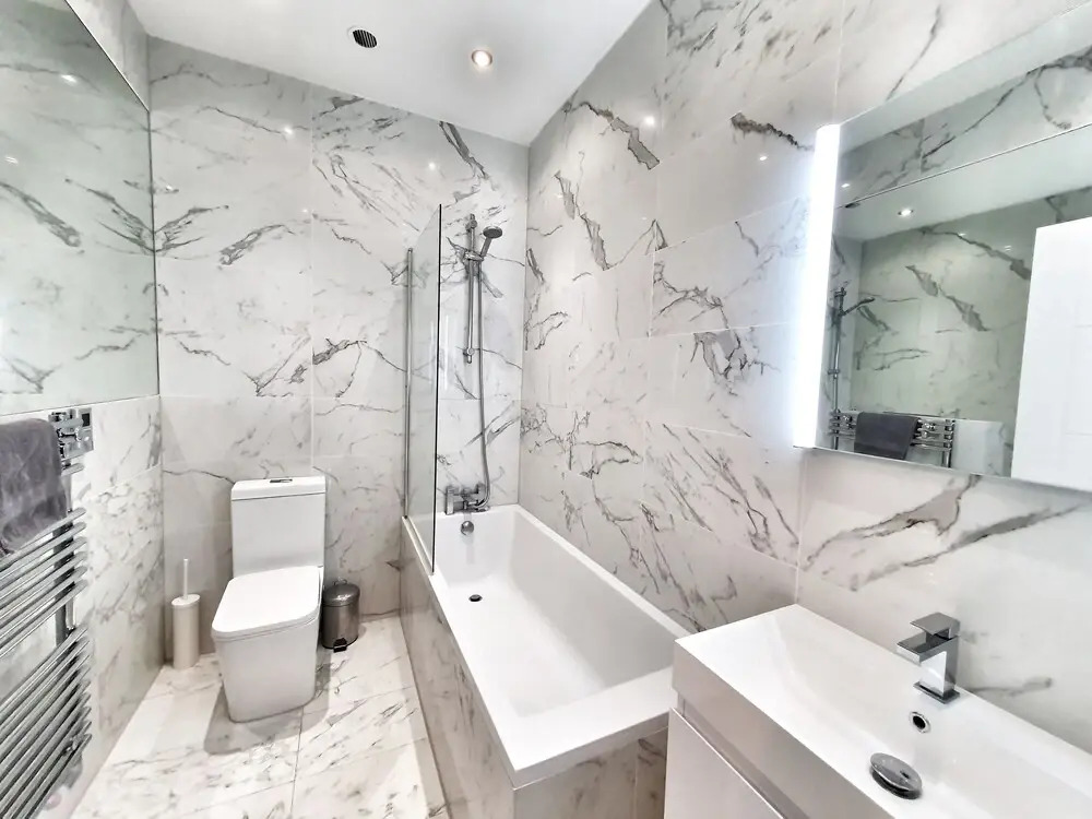 Urbane Spacious Executive Apartment