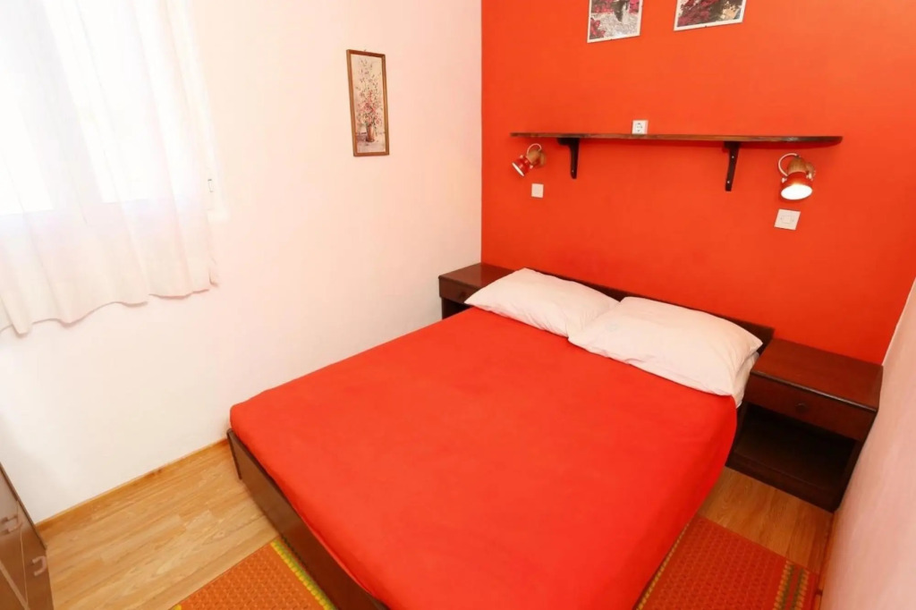 Apartments Ivo