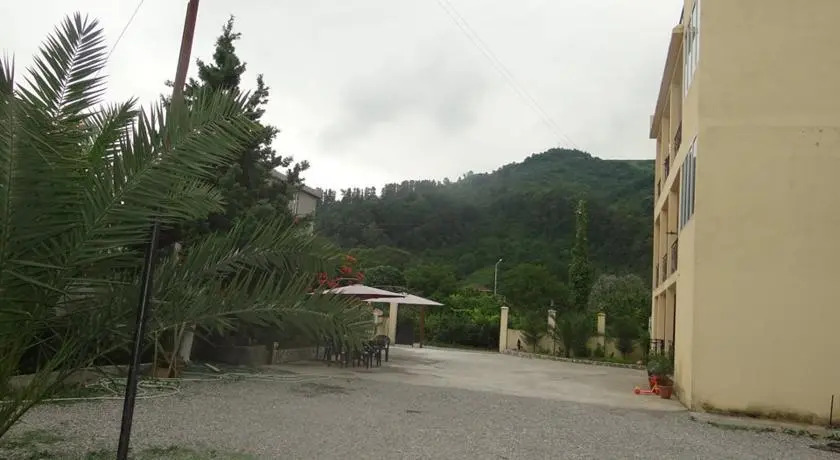 Nini Hotel