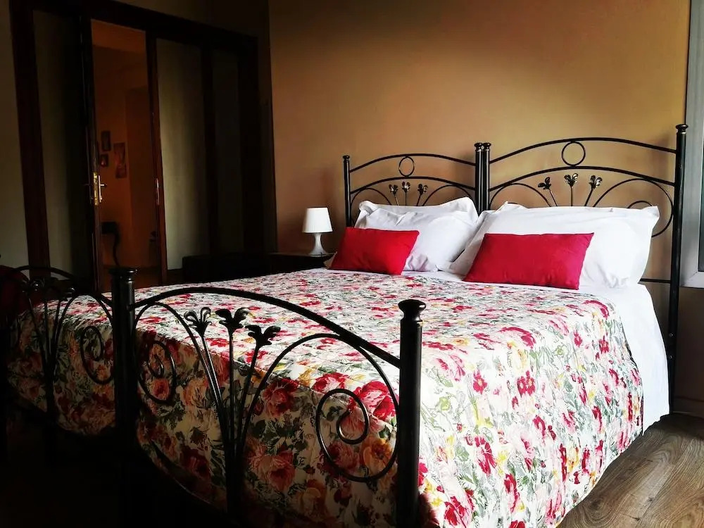 B&B Acanthus