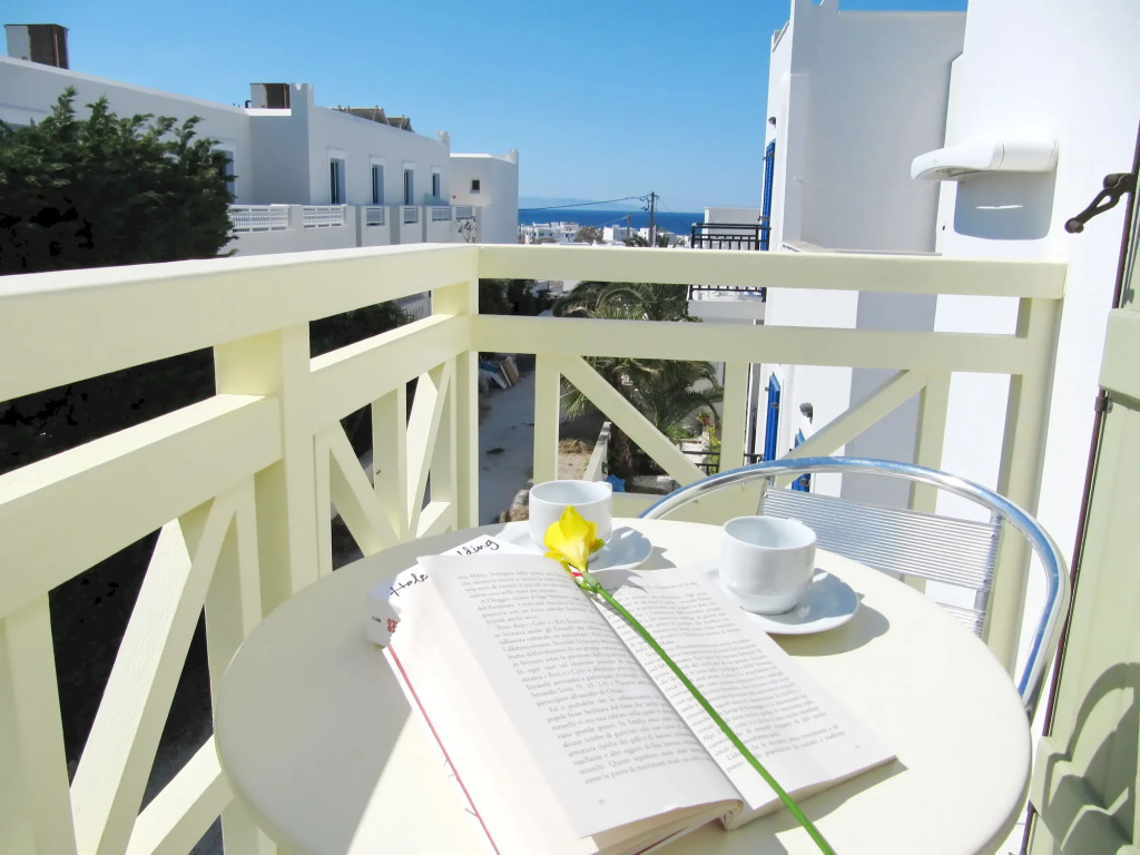 Camara Hotel