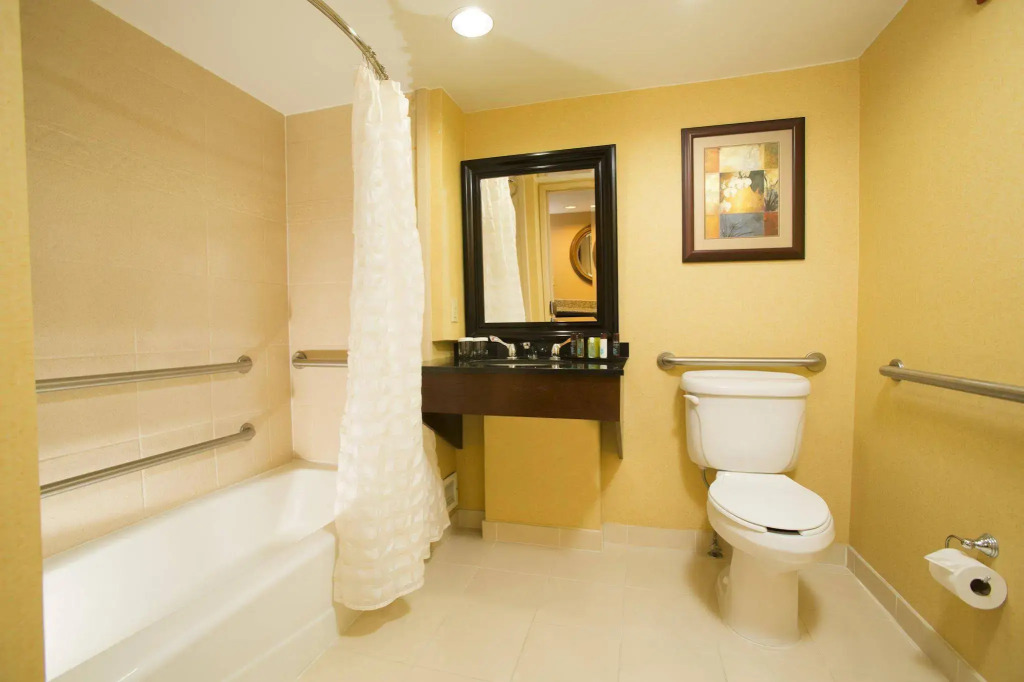 Embassy Suites by Hilton Tulsa I-44