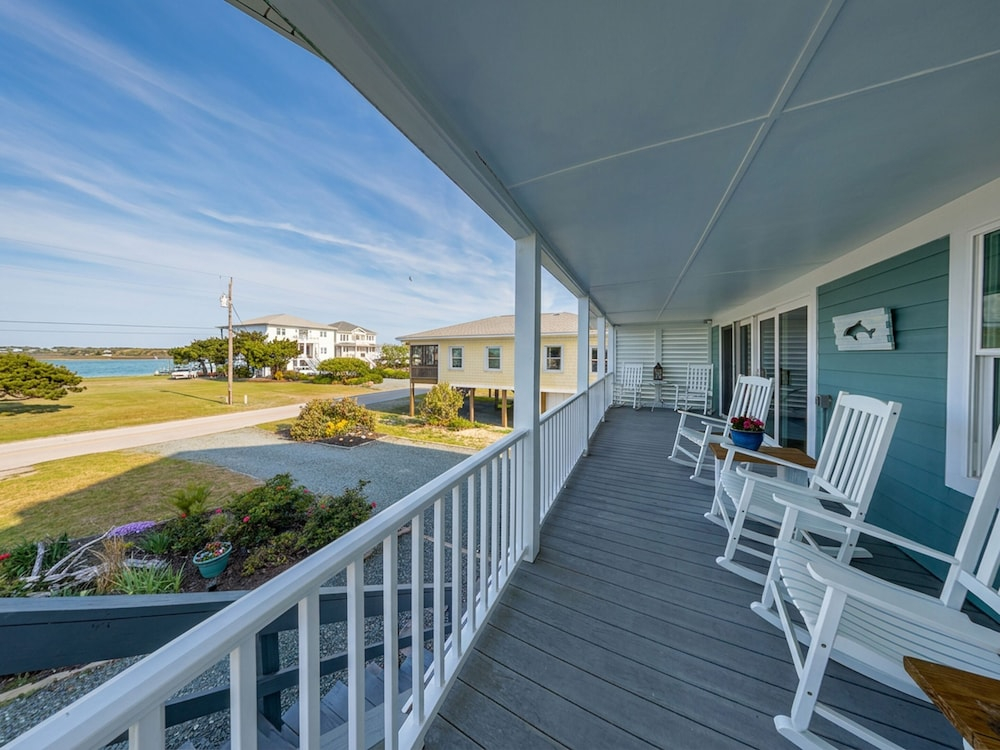 Unforgettable Memories by Topsail Realty