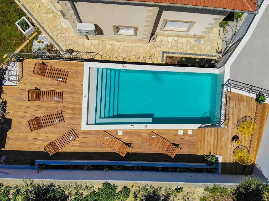 Villa Artea, Luxurious Villa with Heated Pool