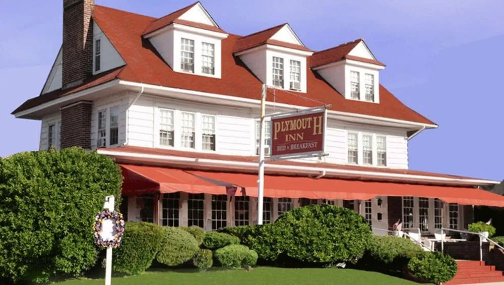 Plymouth Inn