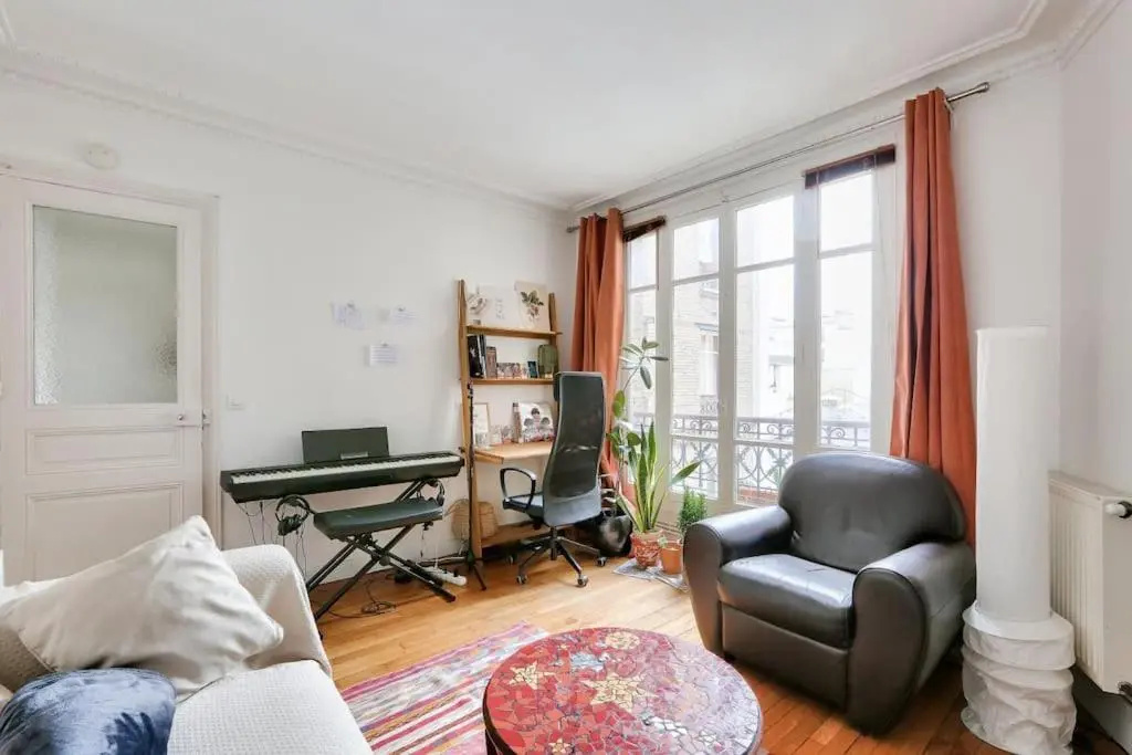 Lovely apt a stones throw from Montmartre