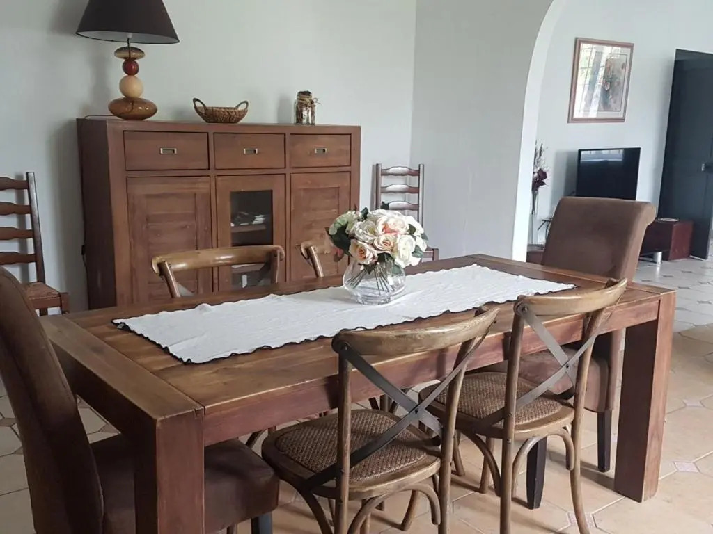 Charmant gîte de 160 m² dans une ferme près de Toul, à 30 min de Nancy, avec terrasse et jardin privé - FR-1-584-65