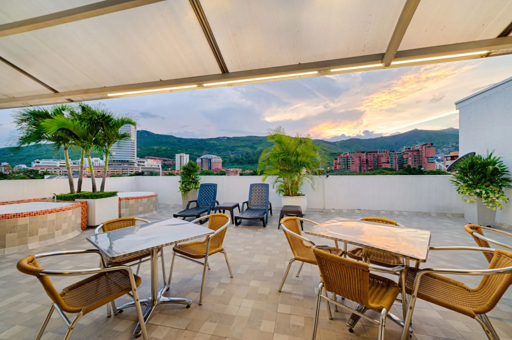 Hotel MS Chipichape Plus