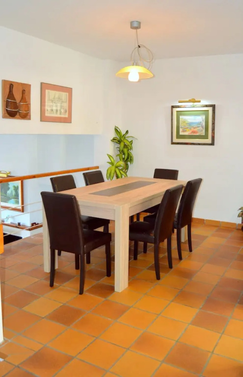 Blanca Paloma Holiday House