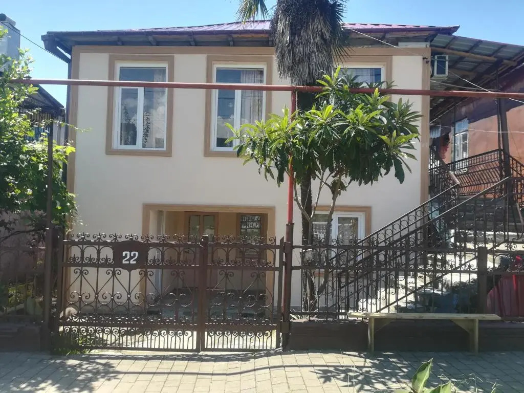 Mano's Guest House