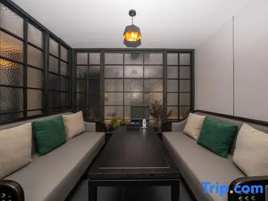 Lido Light Residence Hotel Mian ning