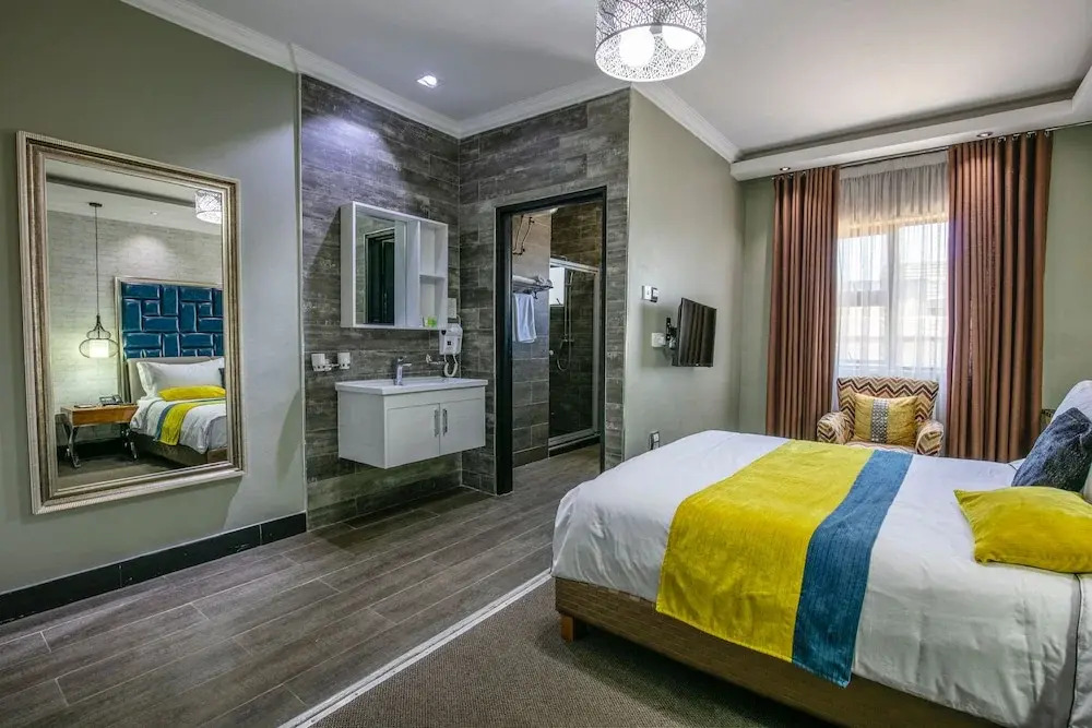 Madamz Bed & Breakfast