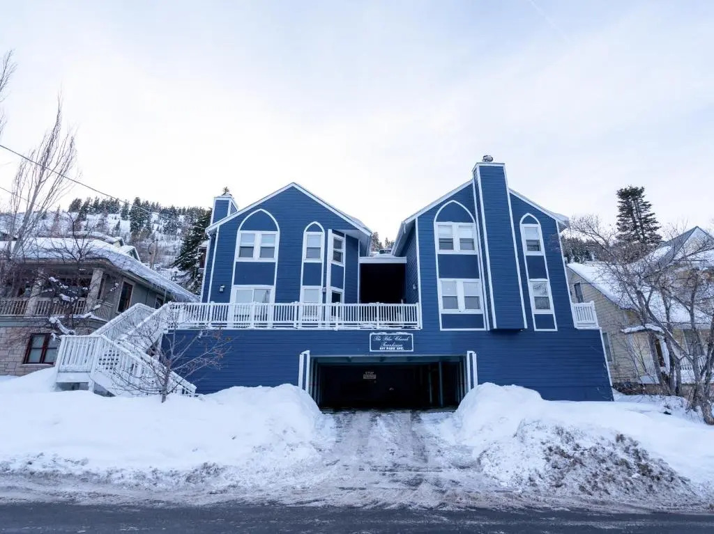 Blue Church Lodge and Townhouses