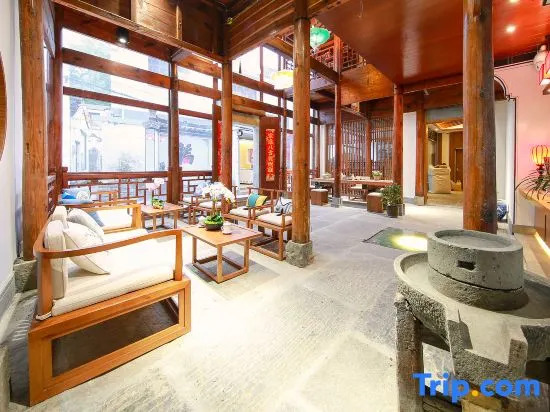 Xiaoqi Wuzhai Zhenpin Hostel