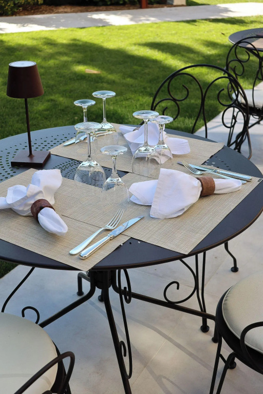 Hotel & Restaurants - Maison Chabran