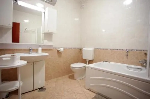 Bonus Apartments