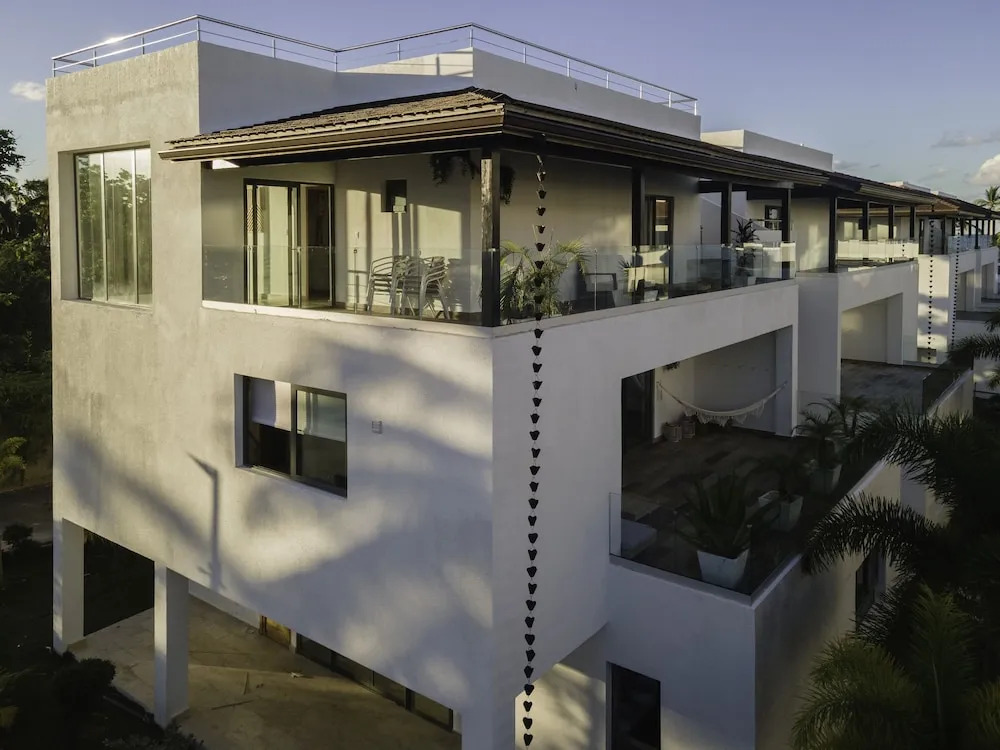 New Beachfront Penthouse Punta Popy