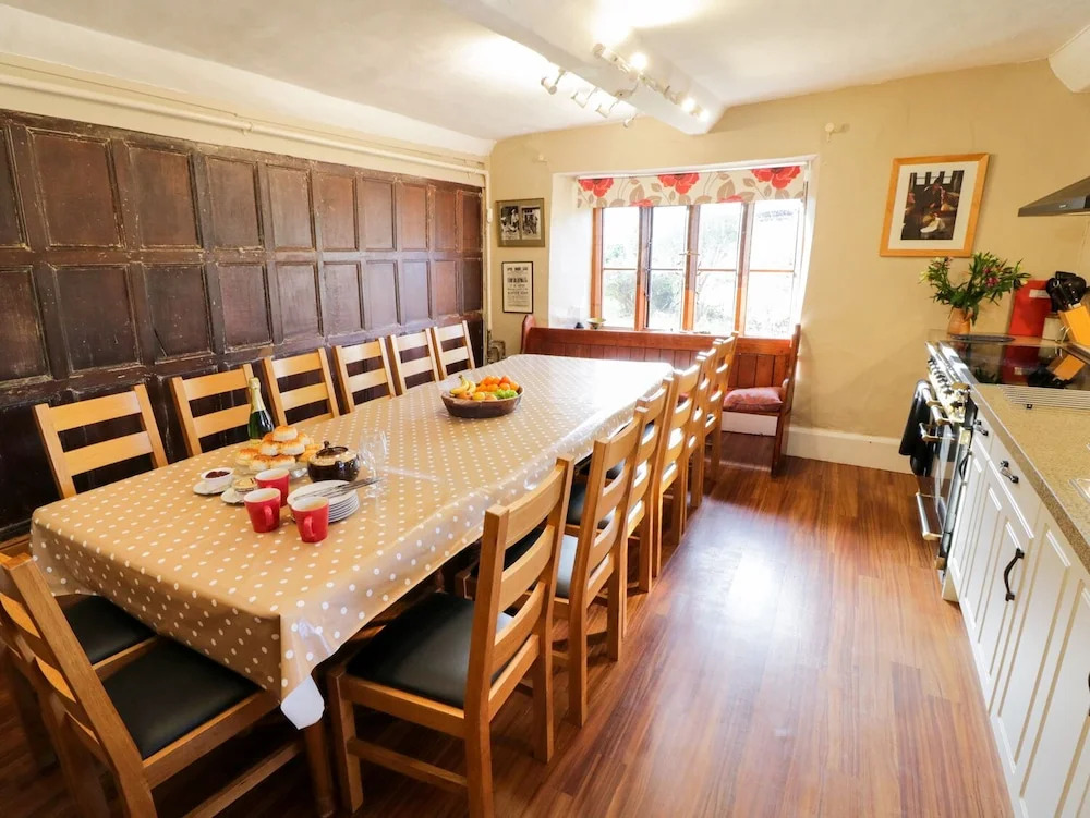 Middle Coombe Farm