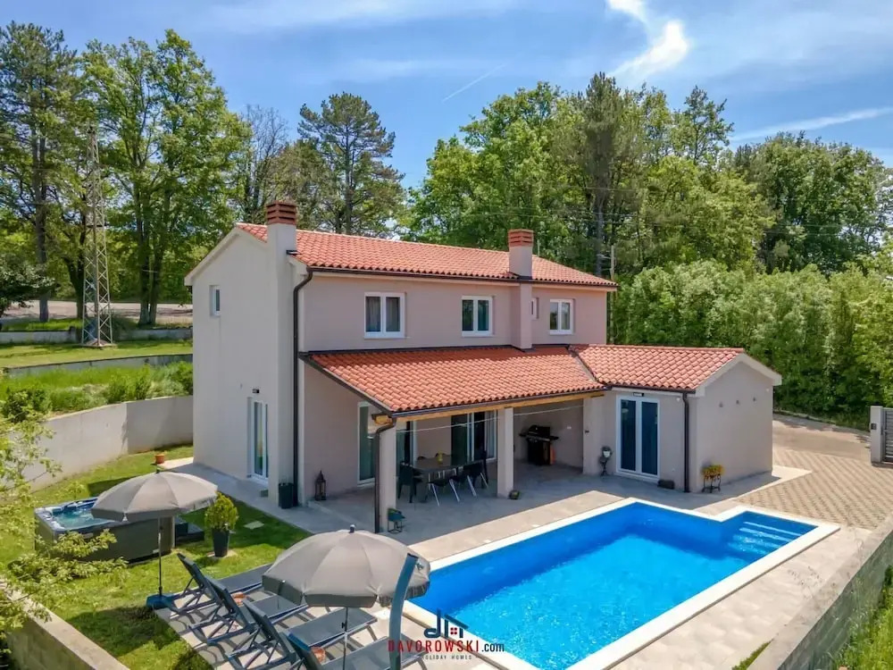 Blaise Comfortable Holiday Residence