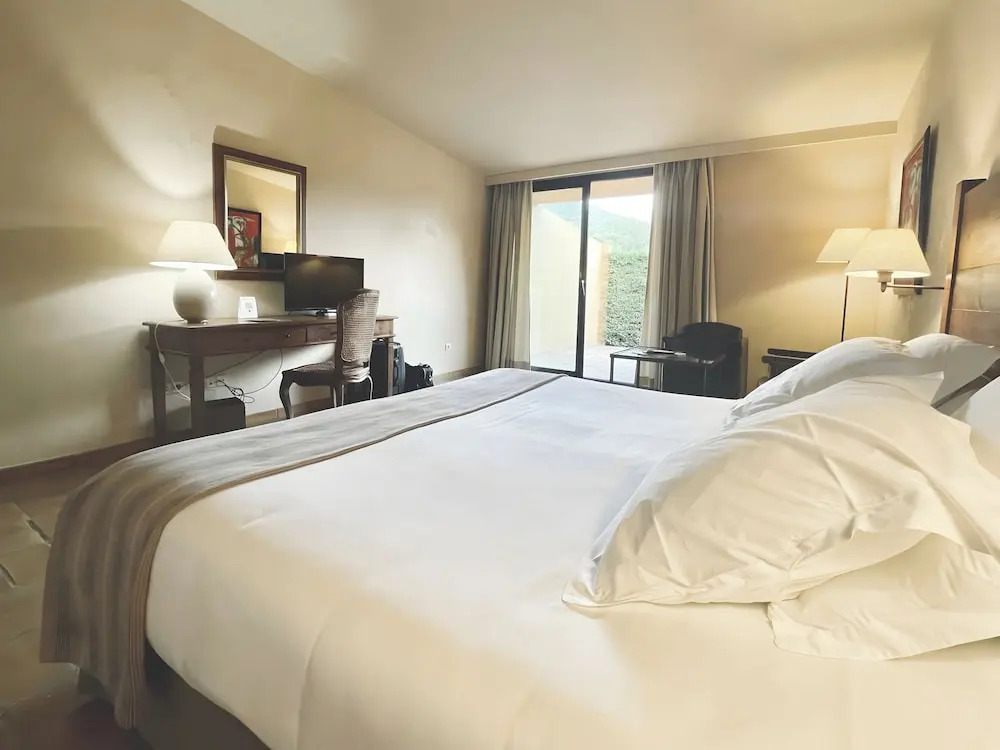 Mas Salvi Country Boutique Hotel