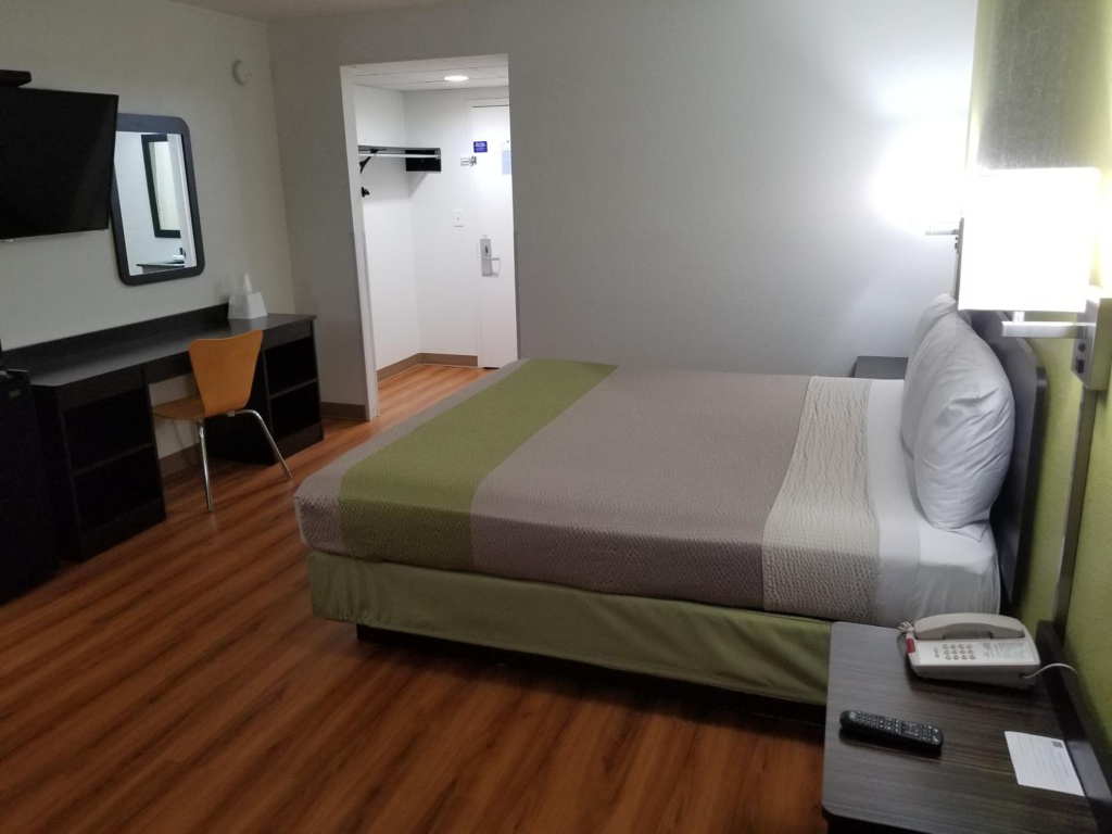 Motel 6 Lawrenceville, NJ