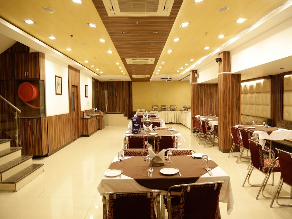 Hotel Siddharth Palace
