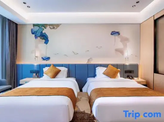 Yuxi Hotel (Xiaoshan Information Port Town Mingxing Road Subway Station)