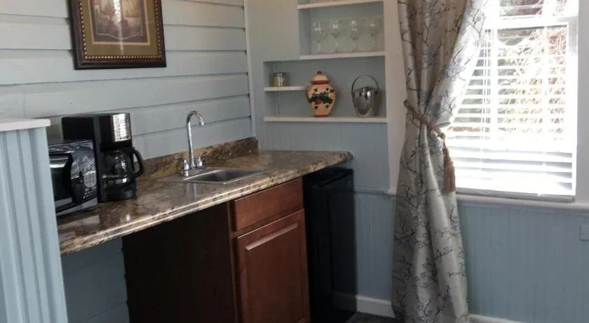 Victorian House Bed and Breakfast