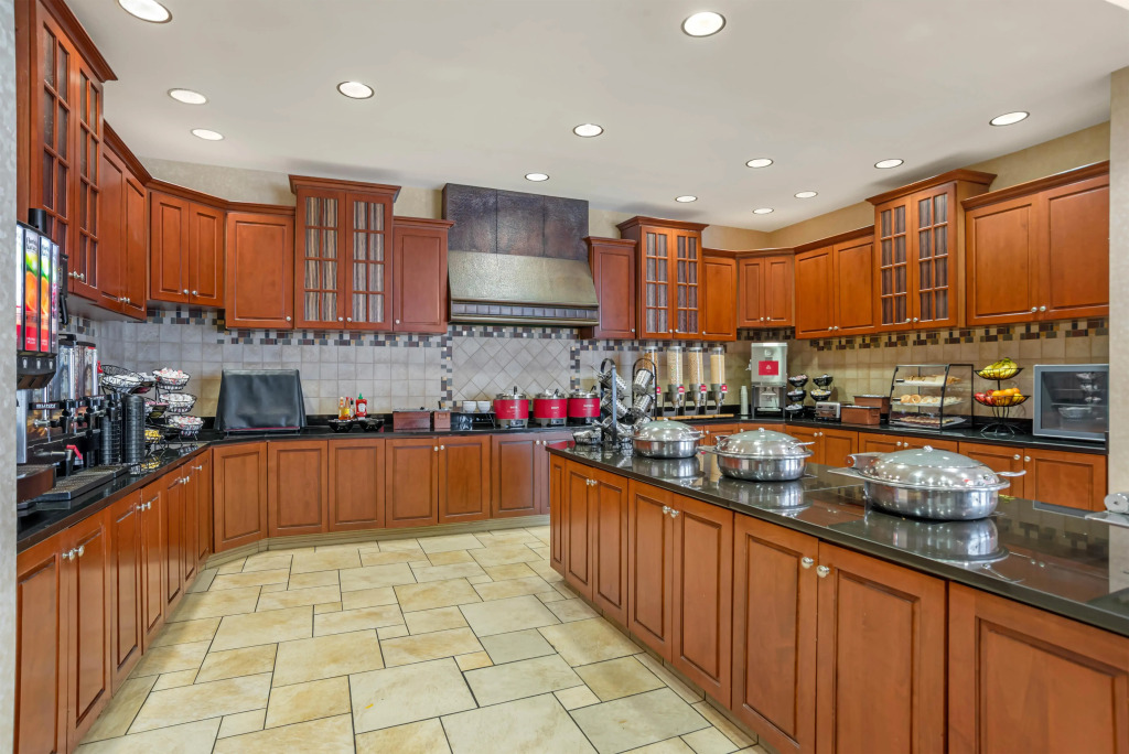 Drury Inn & Suites Baton Rouge