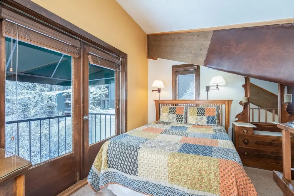 Manitou Lodge 7 by Alpine Lodging Telluride