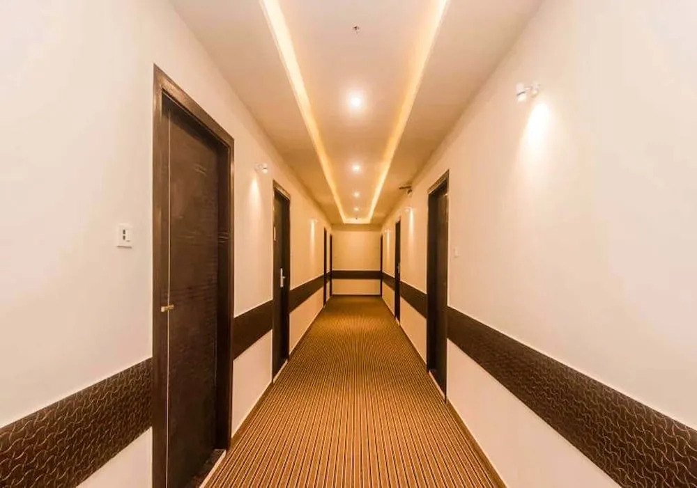 Hotel BKC Garden