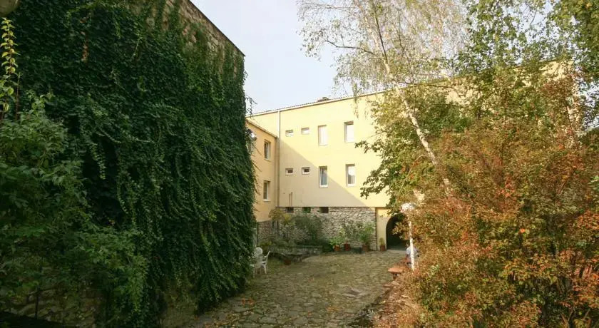 Hotel Vár
