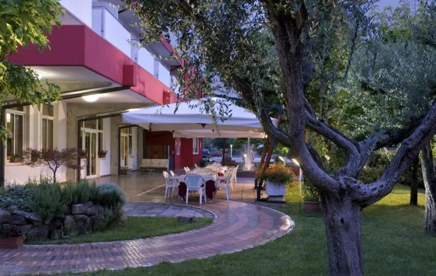Hotel Lo Zodiaco