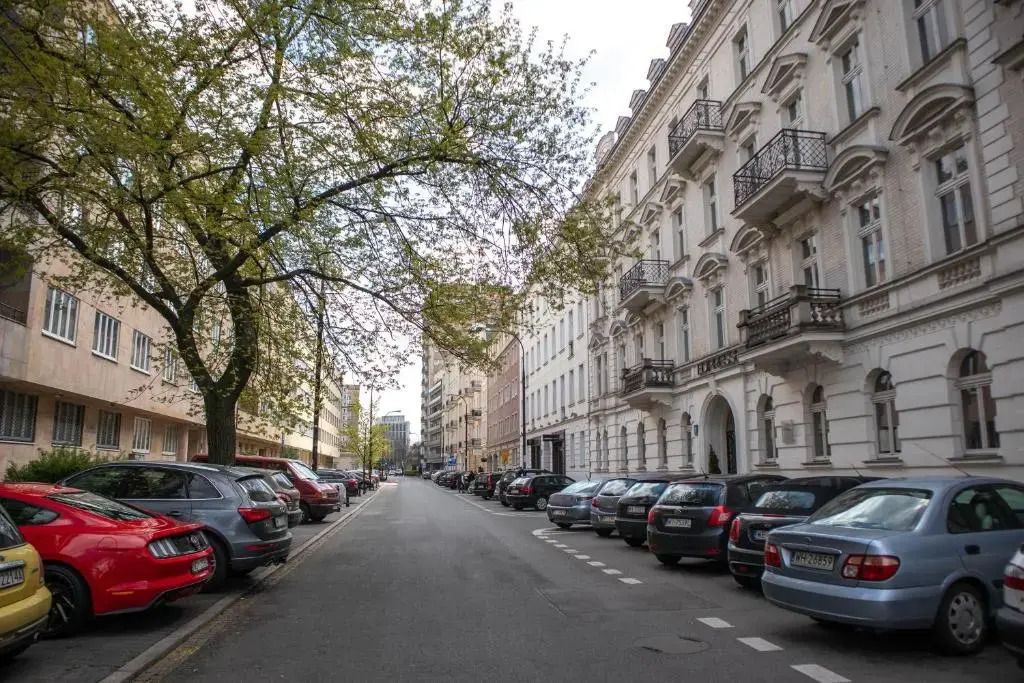 WARSZAWA, CENTRUM, Wiejska 15, KAMIENICA