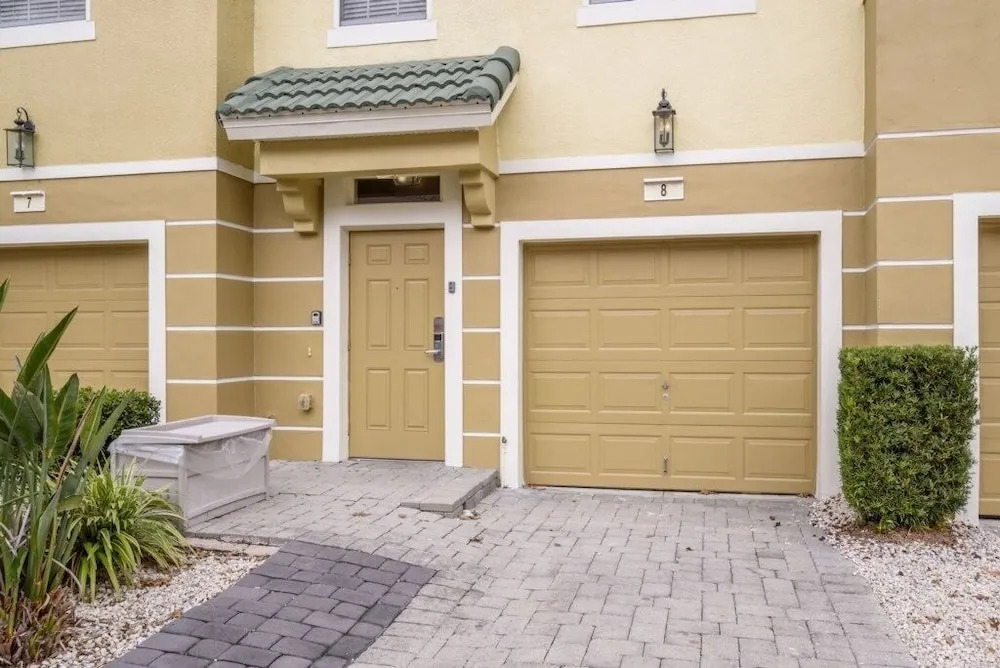 New Listing 3 Bed 3.5 Bath Vacation Townhome 4006 3 Bedroom Townhouse