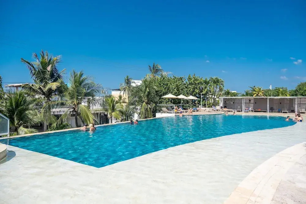 w Comfy 2BR w Ocean View and Pool in CTG