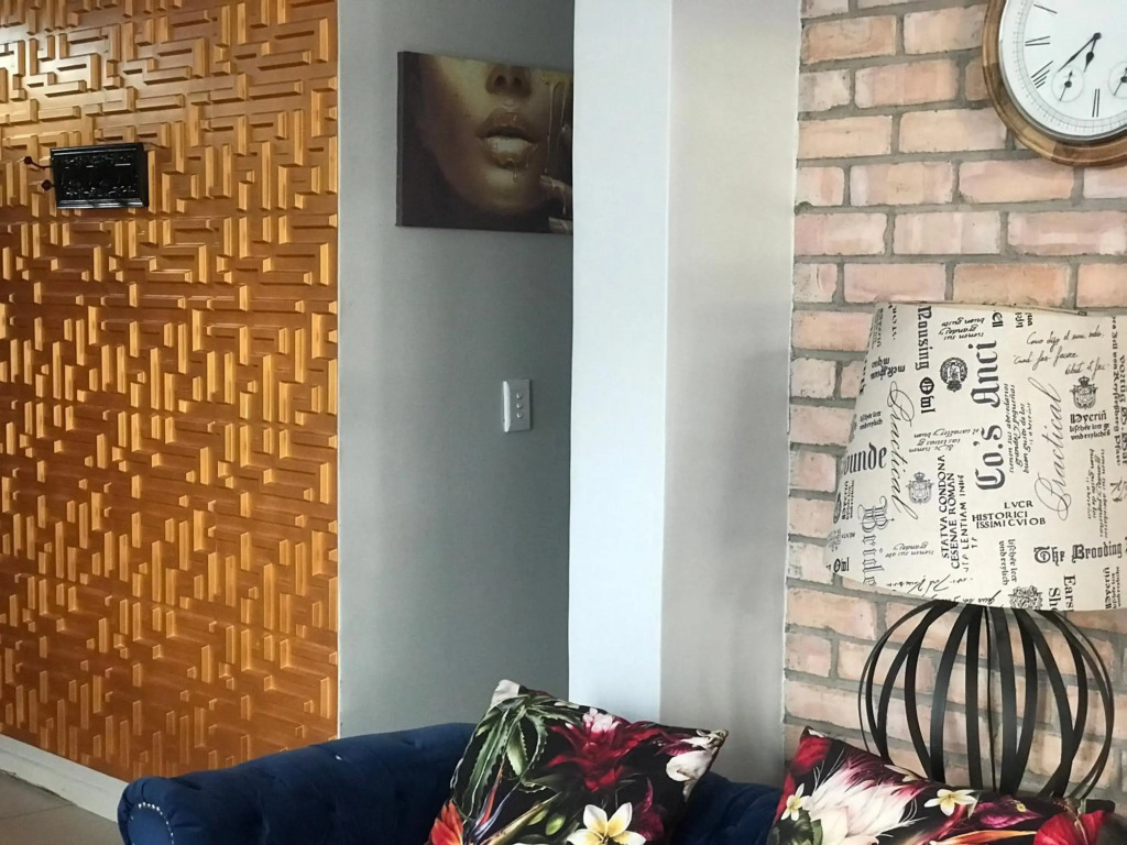 Dee-Loft 53